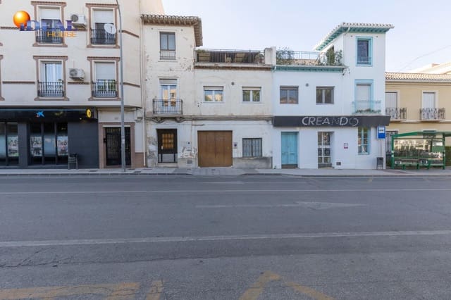 4 slaapkamer Huis te koop in Padul met garage - € 183.000 (Ref: 9434107)