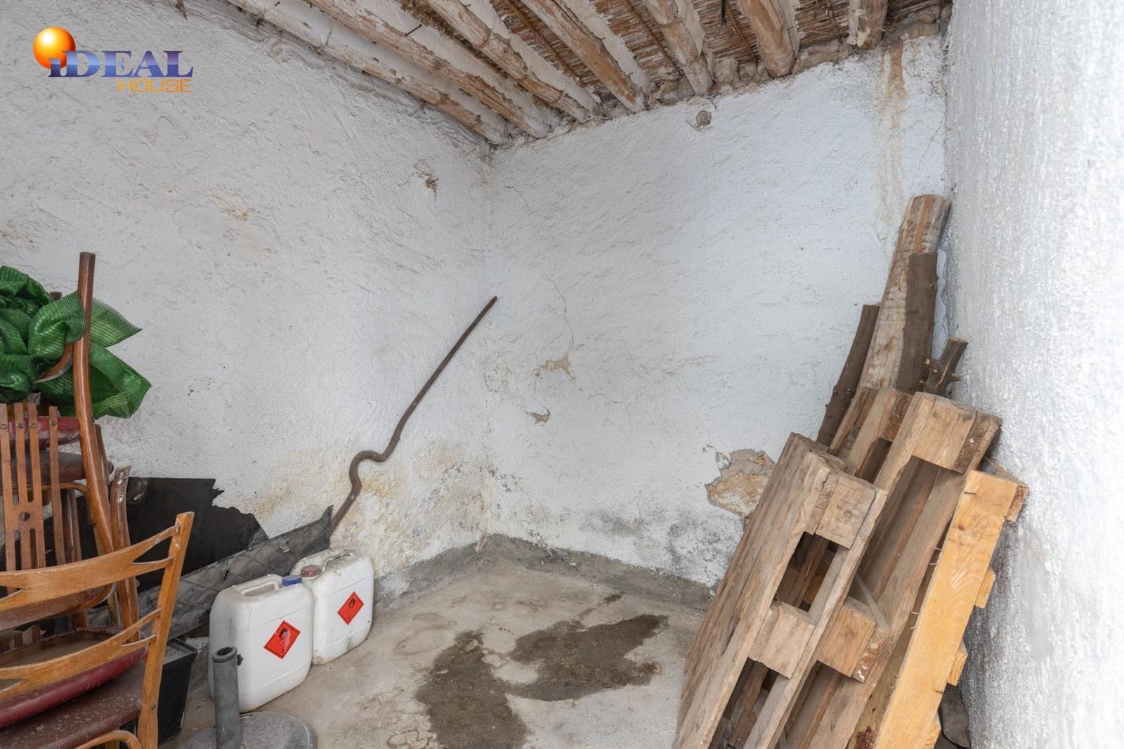 4 slaapkamer Huis te koop in Padul met garage - € 183.000 (Ref: 9434107)