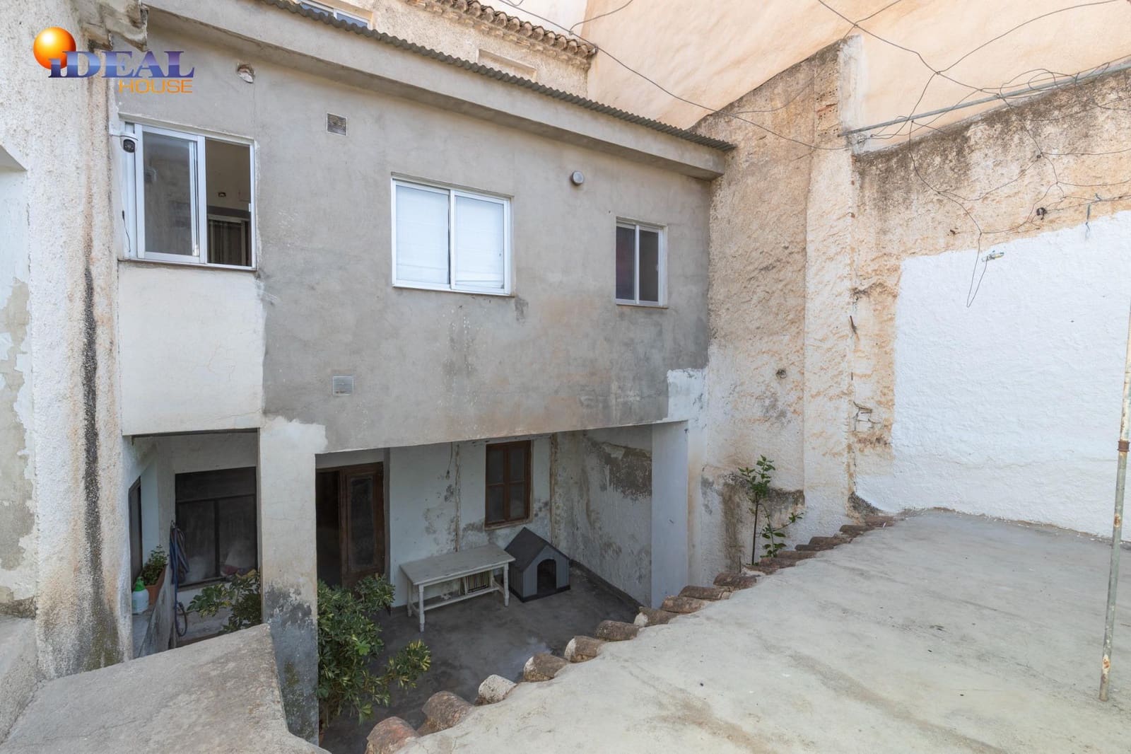 4 slaapkamer Huis te koop in Padul met garage - € 183.000 (Ref: 9434107)