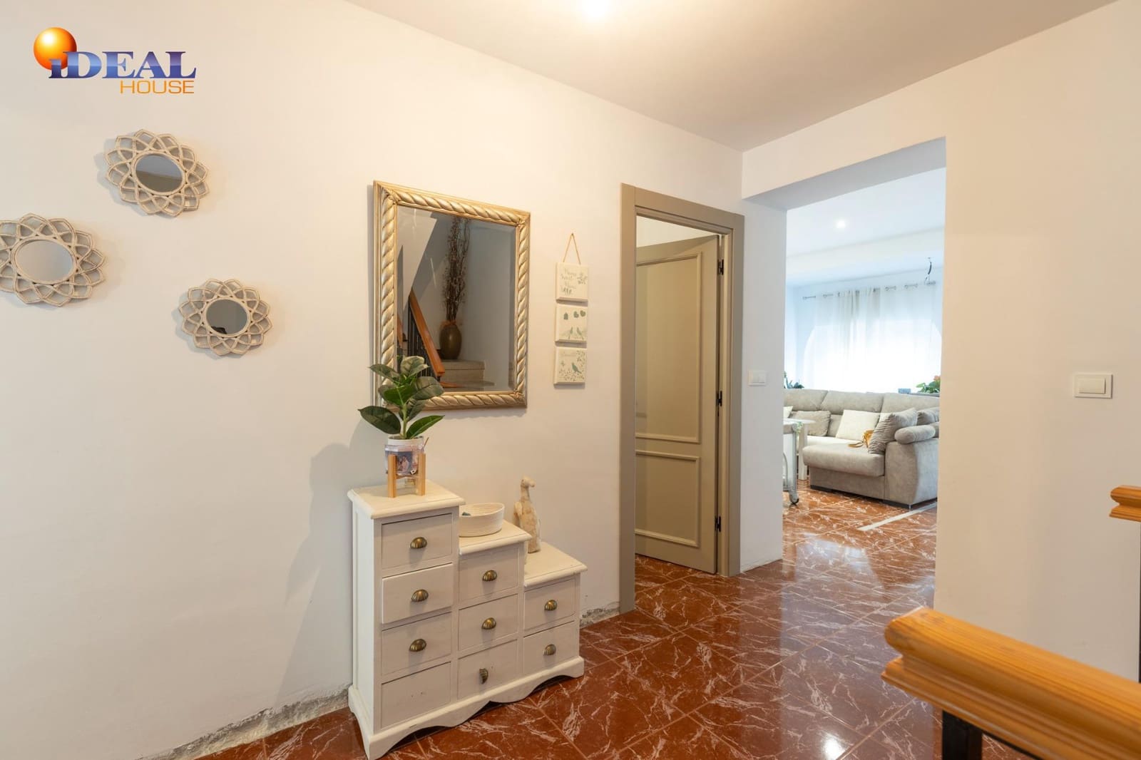 4 slaapkamer Huis te koop in Padul met garage - € 183.000 (Ref: 9434107)