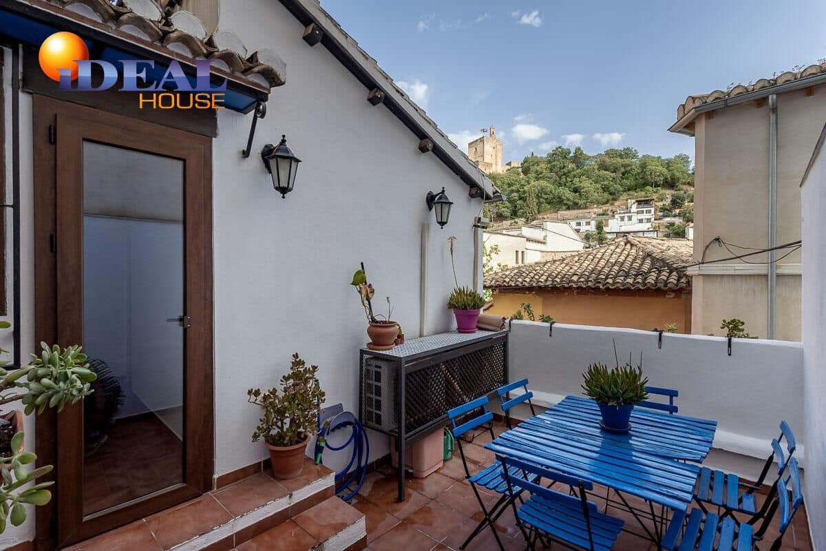 Apartamento de 2 habitaciones en Granada ciudad en venta - 258.000 € (Ref: 9434109)