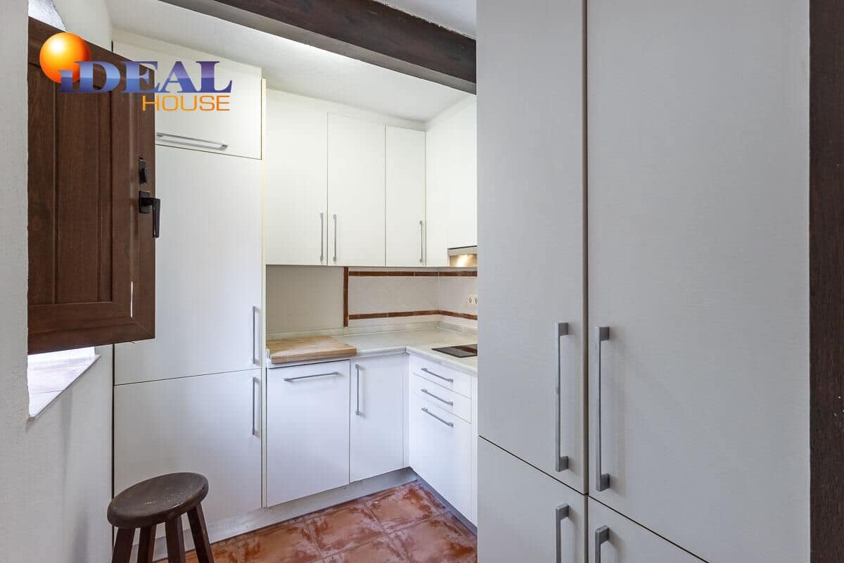 Apartamento de 2 habitaciones en Granada ciudad en venta - 258.000 € (Ref: 9434109)
