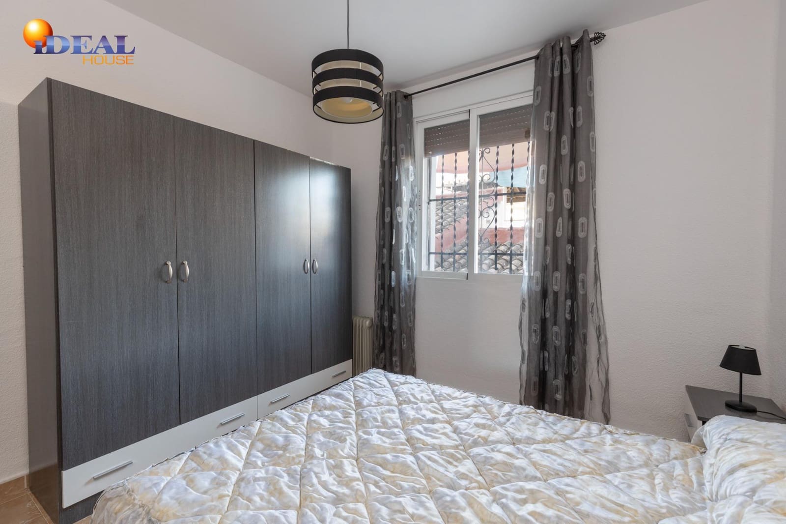 Commercial for sale in Granada city - € 1,500,000 (Ref: 9434110)