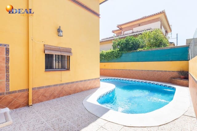 5 chambre Villa/Maison à vendre à Cúllar Vega avec piscine garage - 349 900 € (Ref: 9434112)