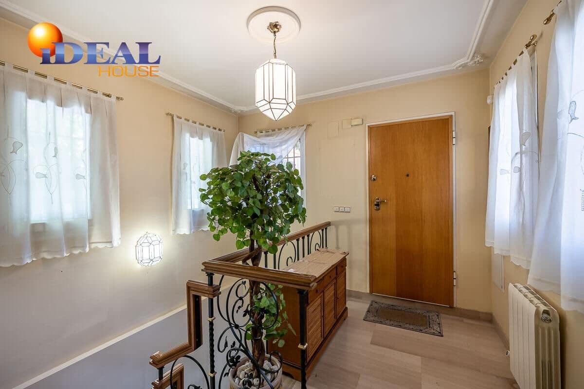 4 sovrum Villa till salu i Granada stad med pool - 697 000 € (Ref: 9434115)