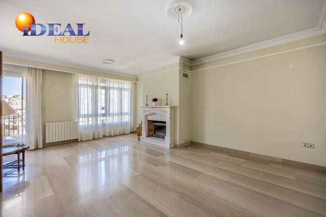 4 sovrum Villa till salu i Carretera de la Sierra, Granada stad med pool - 697 000 € (Ref: 9434115)