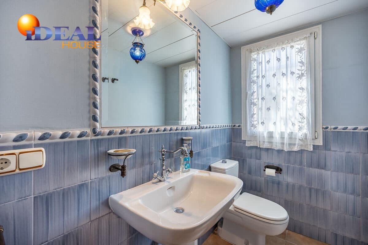 4 sovrum Villa till salu i Granada stad med pool - 697 000 € (Ref: 9434115)