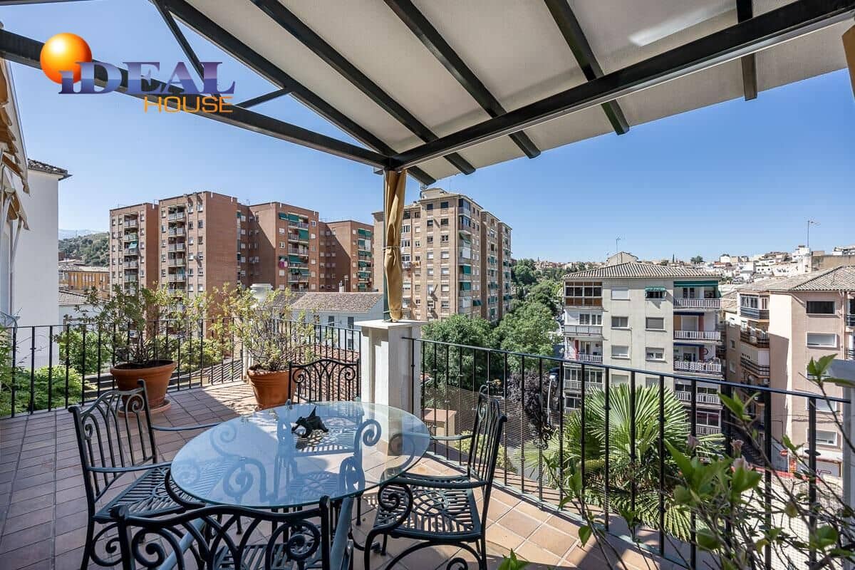 4 sovrum Villa till salu i Granada stad med pool - 697 000 € (Ref: 9434115)