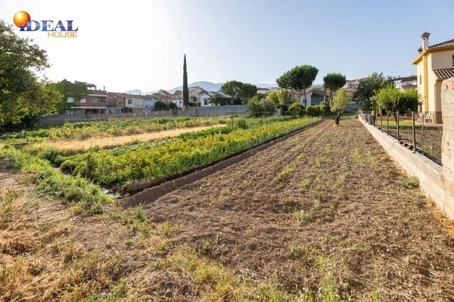 Tomt till salu i La Zubia - 225 000 € (Ref: 9434117)