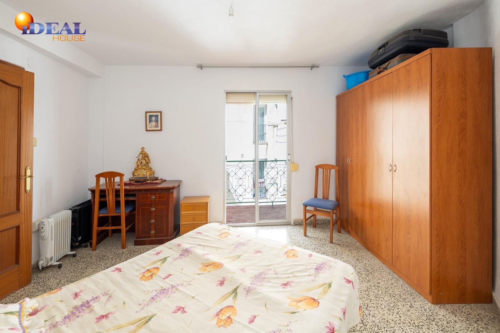 2 bedroom Flat for sale in Granada city - € 129,000 (Ref: 9434119)