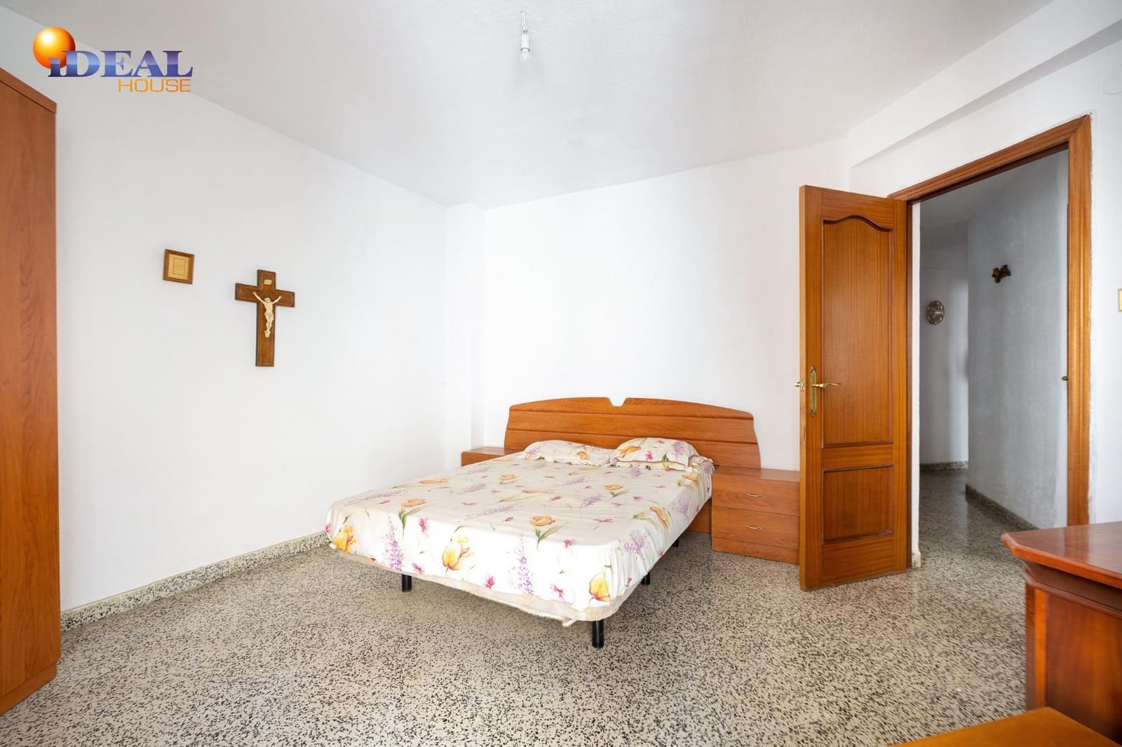 2 bedroom Flat for sale in Granada city - € 129,000 (Ref: 9434119)