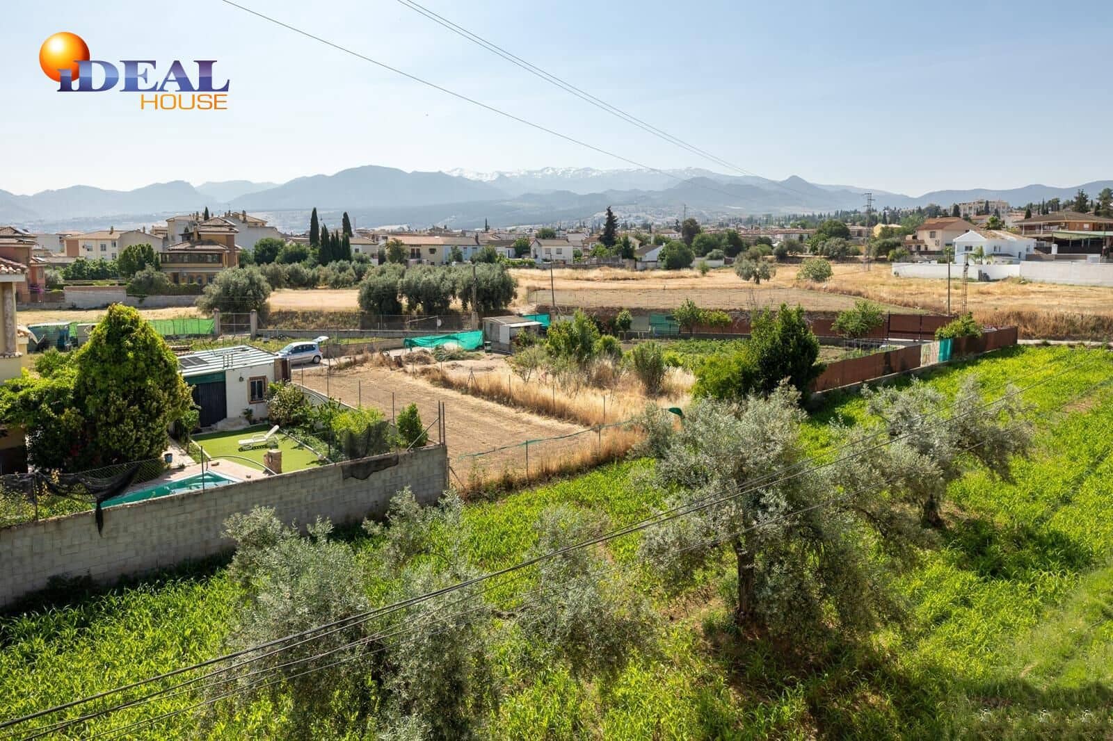 4 bedroom Villa for sale in Ogijares with pool garage - € 375,000 (Ref: 9434120)