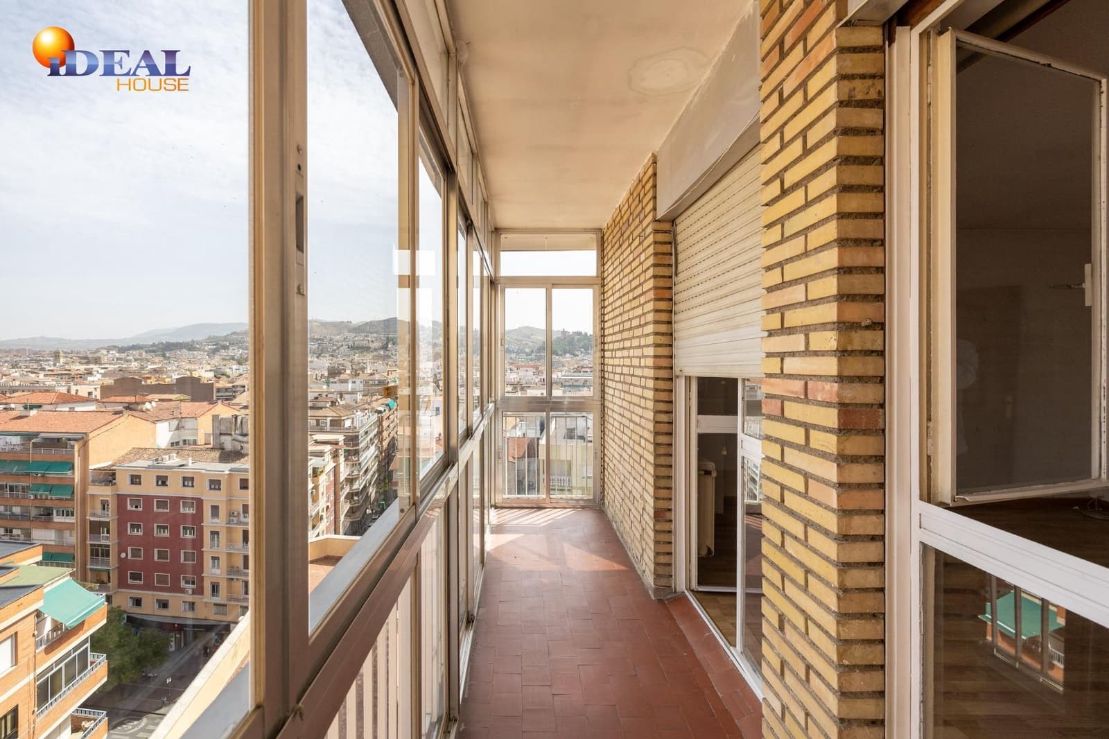 6 bedroom Flat for sale in Granada city - € 570,000 (Ref: 9434121)