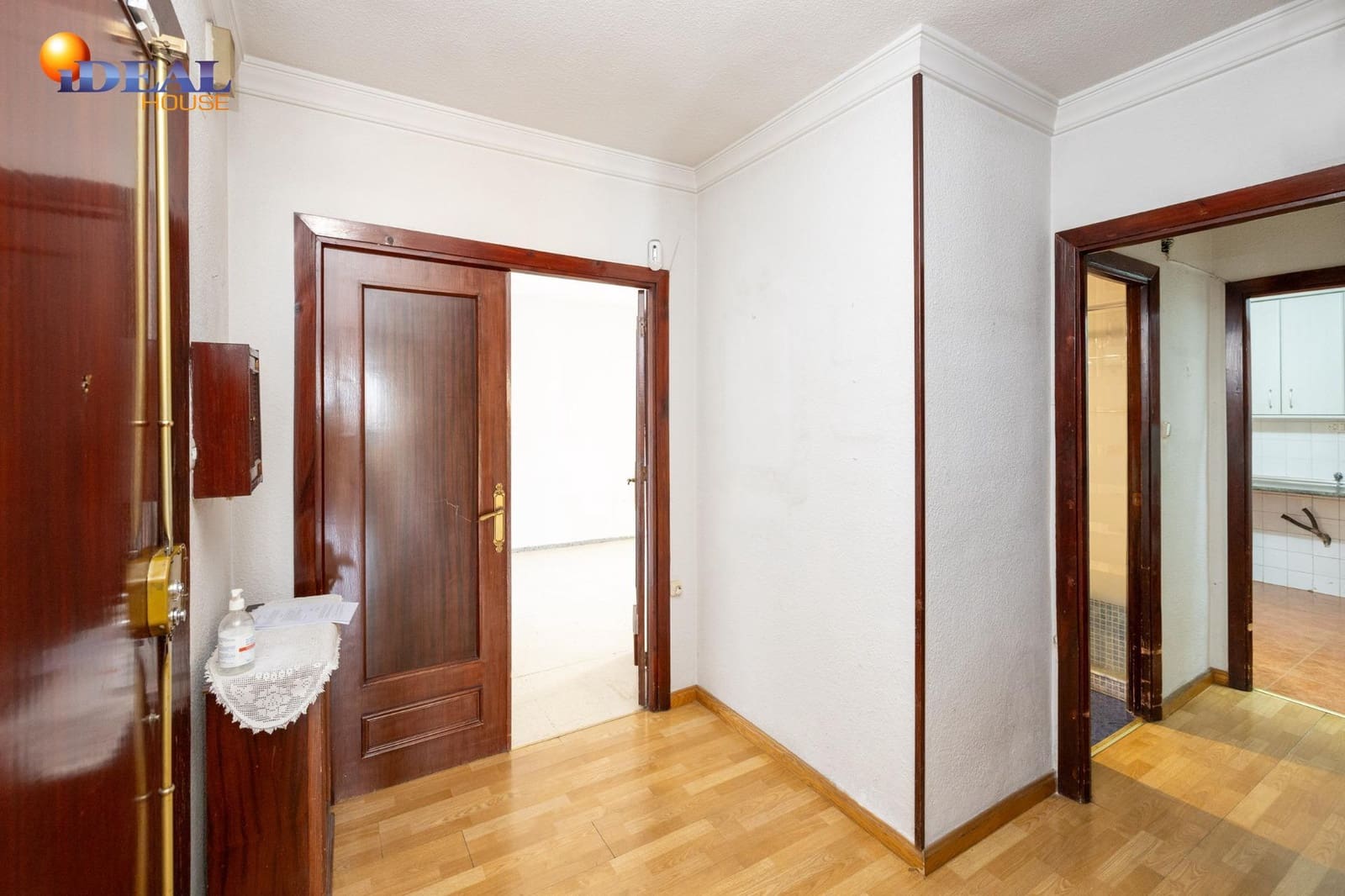 6 bedroom Flat for sale in Granada city - € 570,000 (Ref: 9434121)