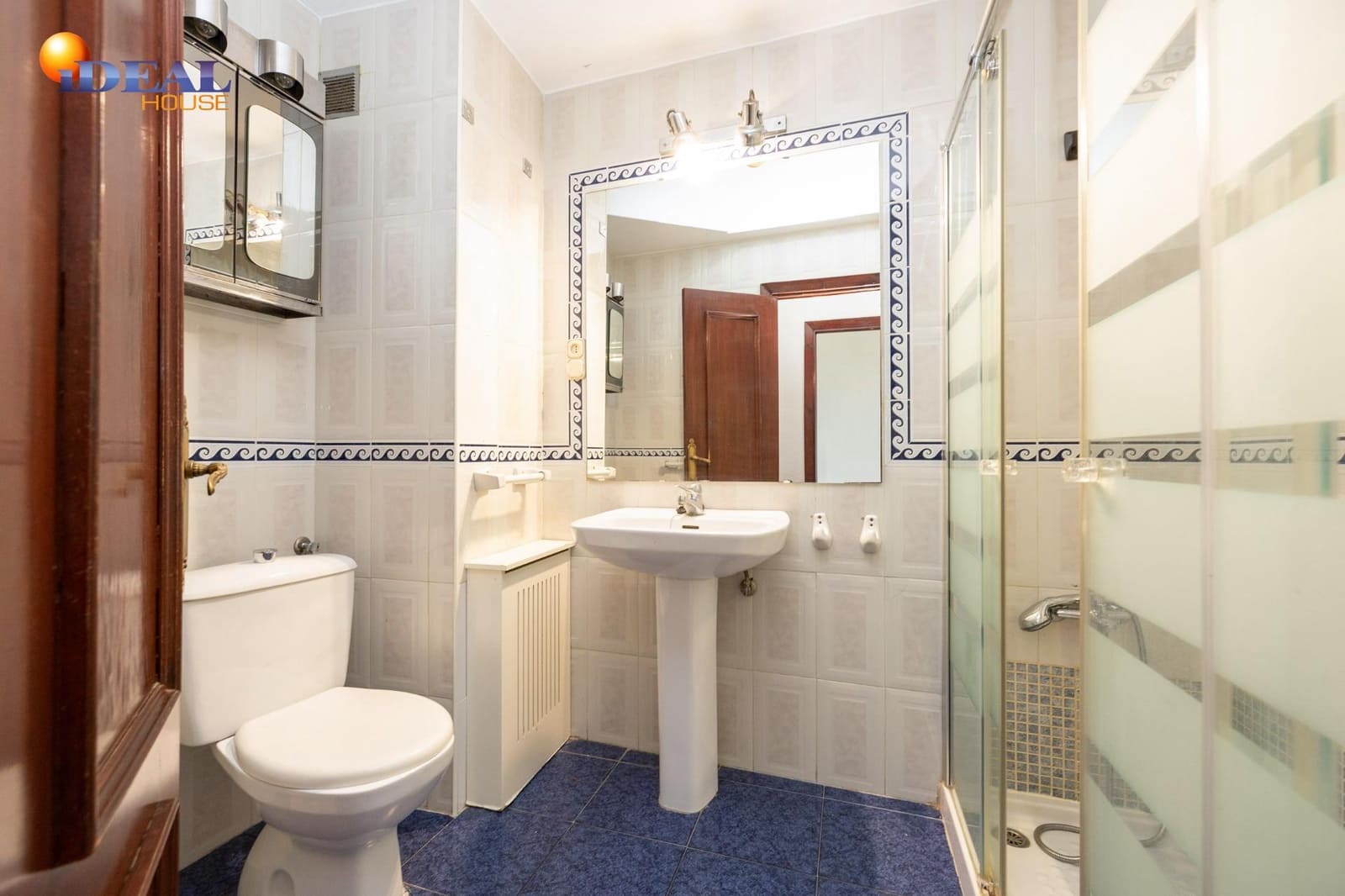 6 bedroom Flat for sale in Granada city - € 570,000 (Ref: 9434121)