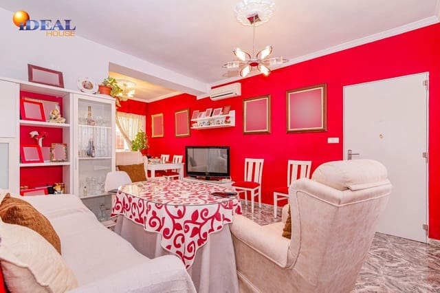 4 sovrum Radhus till salu i Loja - 140 000 € (Ref: 9434122)