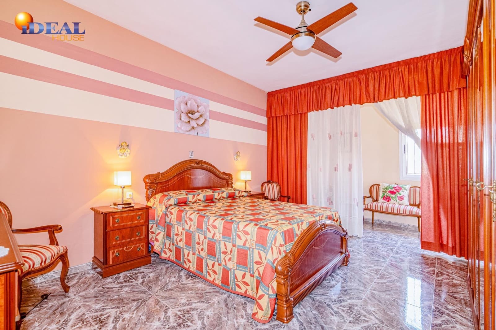 4 sovrum Radhus till salu i Loja - 140 000 € (Ref: 9434122)