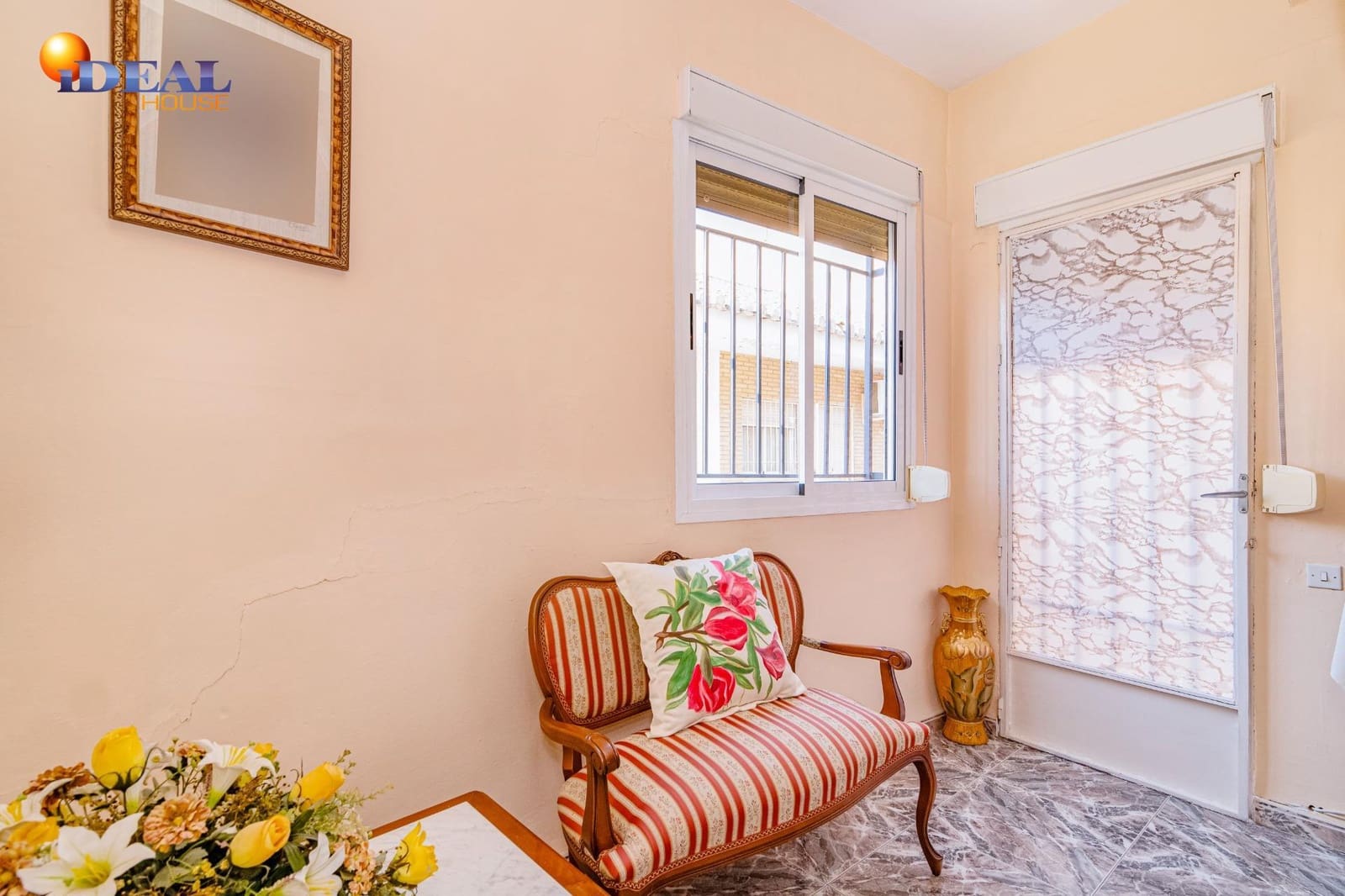 4 sovrum Radhus till salu i Loja - 140 000 € (Ref: 9434122)