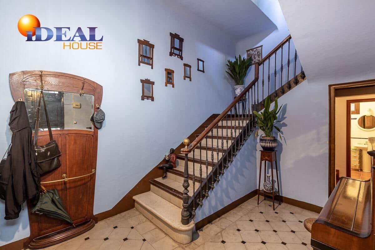 10 sypialnia Finka/Dom wiejski na sprzedaż w Miasto Grenada - 675 000 € (Ref: 9434124)