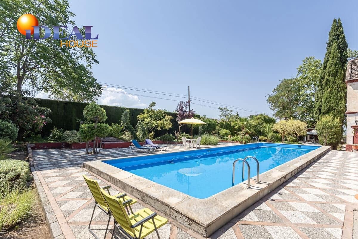 10 sypialnia Finka/Dom wiejski na sprzedaż w Miasto Grenada - 675 000 € (Ref: 9434124)