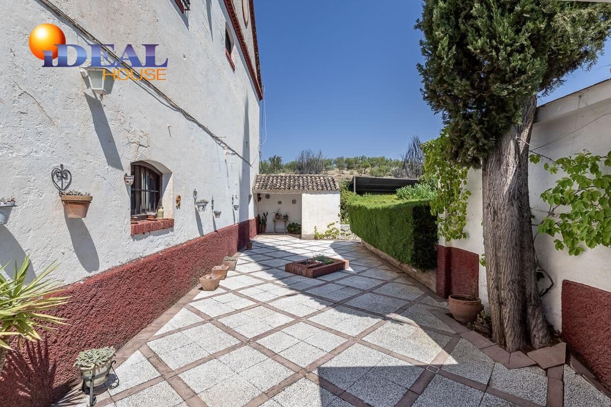 10 sypialnia Finka/Dom wiejski na sprzedaż w Miasto Grenada - 675 000 € (Ref: 9434124)