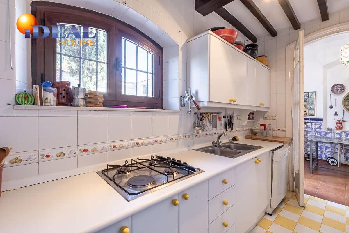 10 sypialnia Finka/Dom wiejski na sprzedaż w Miasto Grenada - 675 000 € (Ref: 9434124)