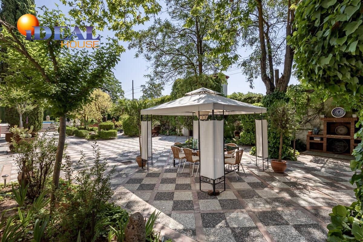 10 sypialnia Finka/Dom wiejski na sprzedaż w Miasto Grenada - 675 000 € (Ref: 9434124)