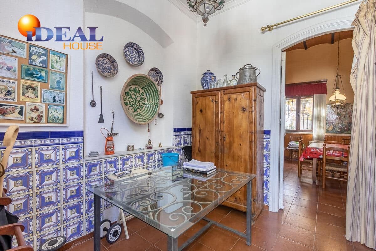 10 sypialnia Finka/Dom wiejski na sprzedaż w Miasto Grenada - 675 000 € (Ref: 9434124)