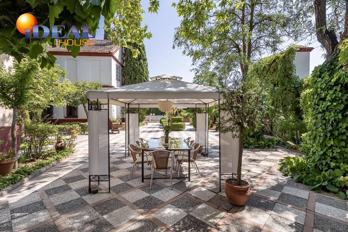 10 sypialnia Finka/Dom wiejski na sprzedaż w Miasto Grenada - 675 000 € (Ref: 9434124)