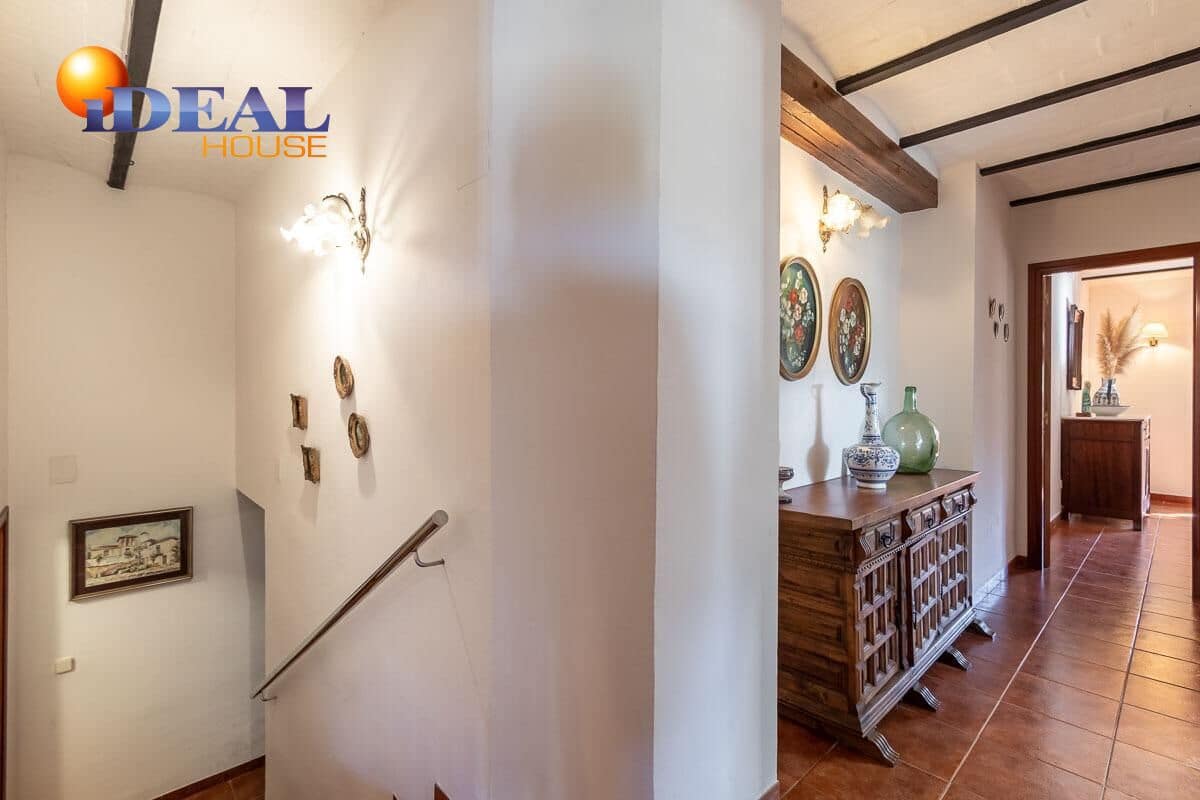 10 sypialnia Finka/Dom wiejski na sprzedaż w Miasto Grenada - 675 000 € (Ref: 9434124)