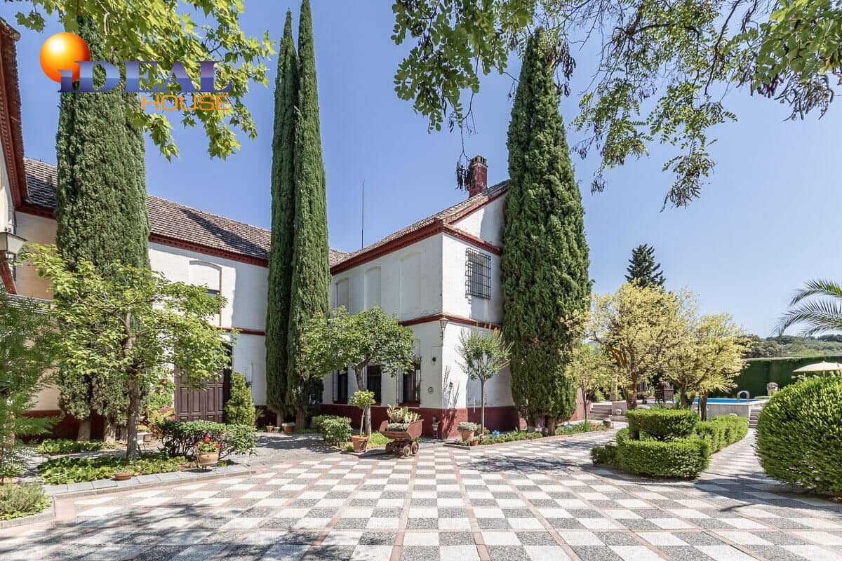 10 sypialnia Finka/Dom wiejski na sprzedaż w Miasto Grenada - 675 000 € (Ref: 9434124)