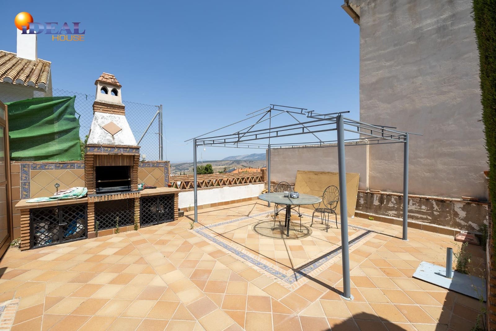 8 bedroom Villa for sale in Monachil with pool garage - € 490,000 (Ref: 9434125)