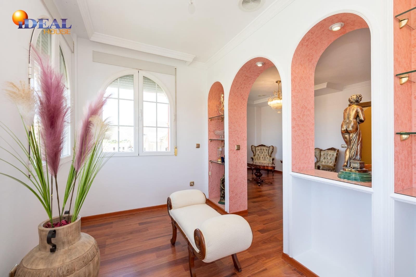 8 bedroom Villa for sale in Monachil with pool garage - € 490,000 (Ref: 9434125)