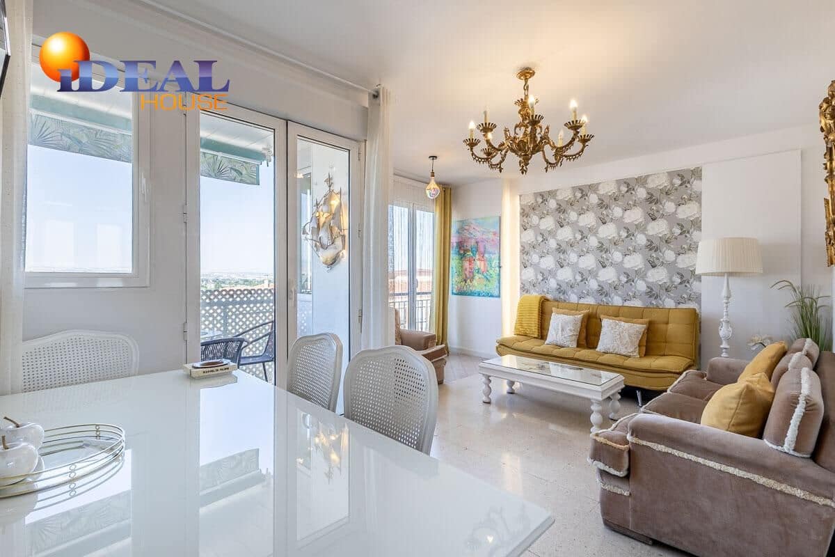 2 bedroom Flat for sale in Granada city - € 380,000 (Ref: 9434128)