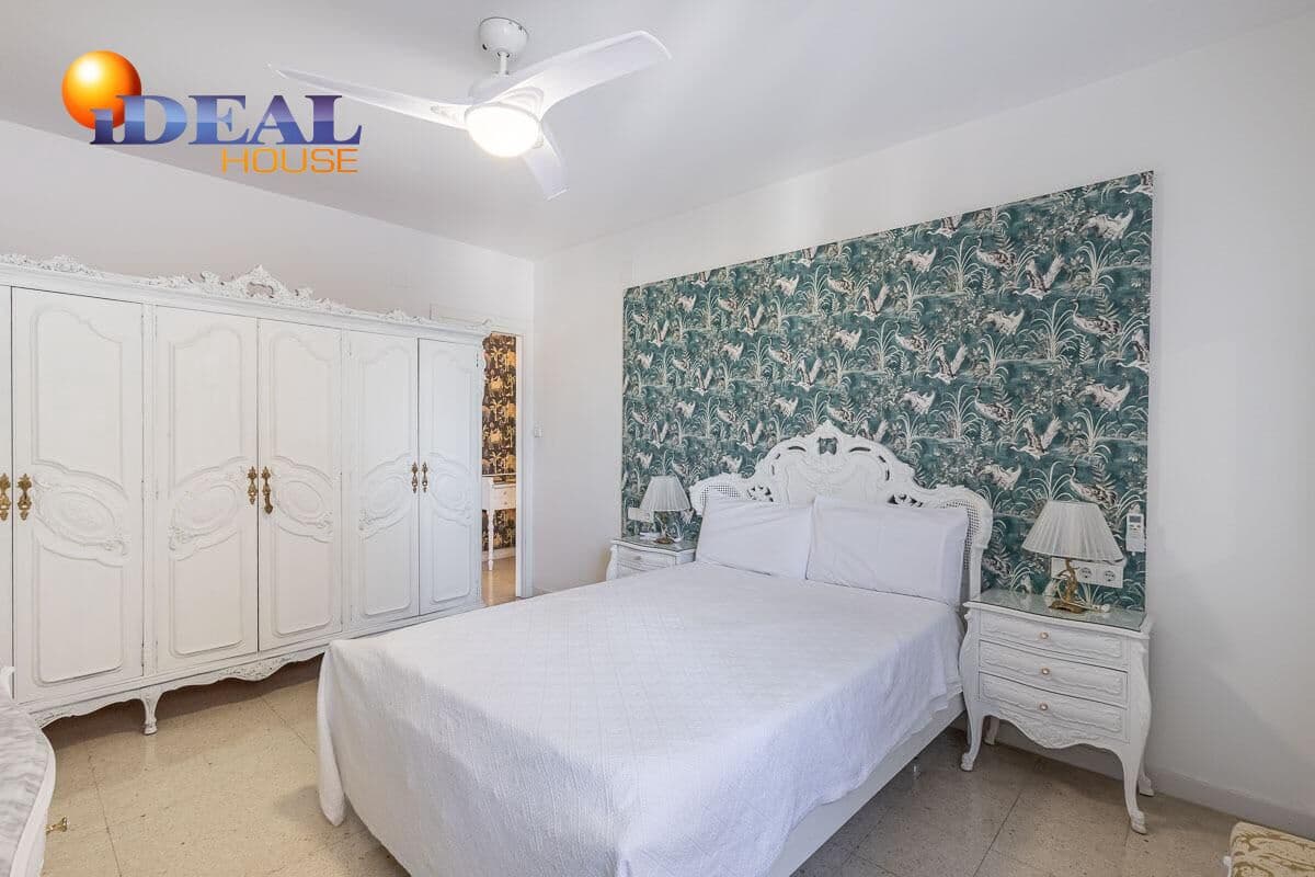 2 bedroom Flat for sale in Granada city - € 380,000 (Ref: 9434128)