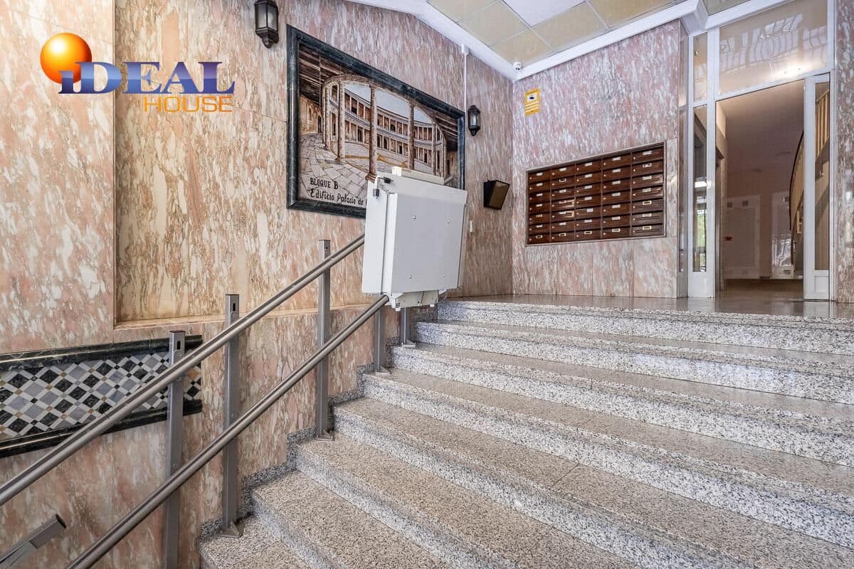 3 bedroom Flat for sale in Granada city - € 349,000 (Ref: 9434129)