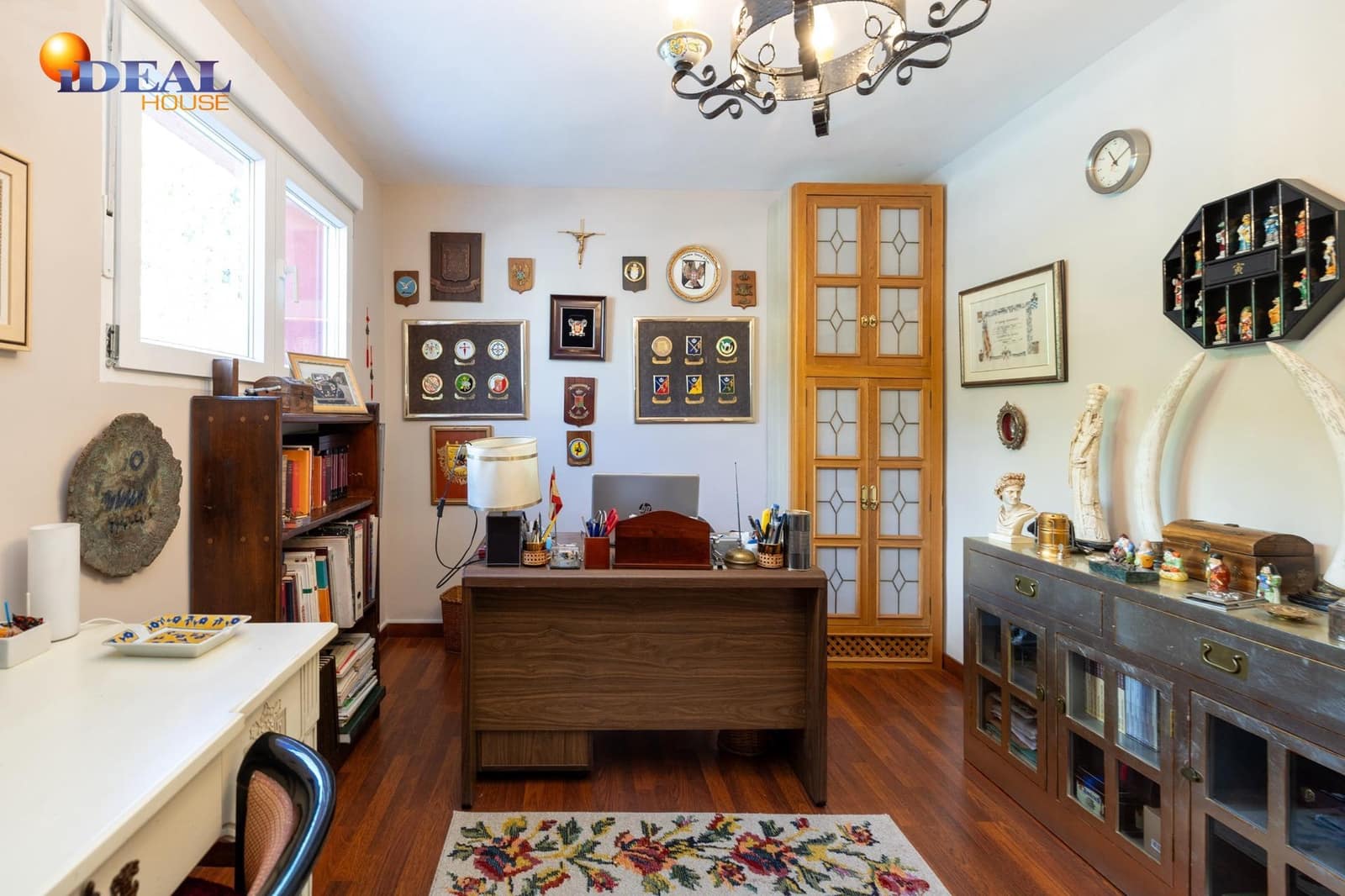 4 quarto Moradia para venda em Pinos Genil com piscina - 420 000 € (Ref: 9434130)