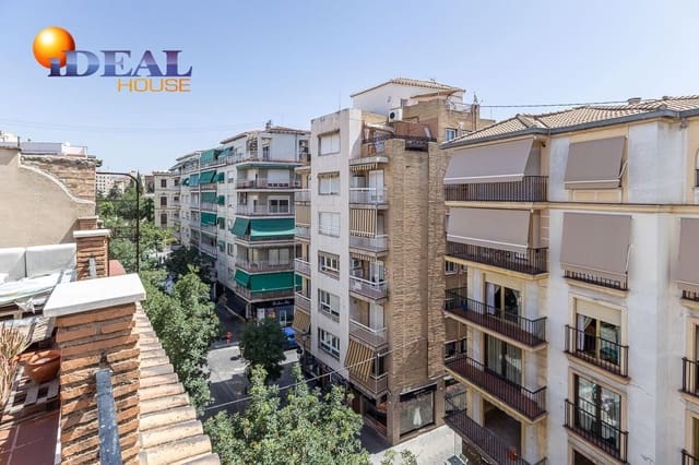 4 chambre Penthouse à vendre à Centro - Sagrario, Grenade ville - 379 000 € (Ref: 9434131)