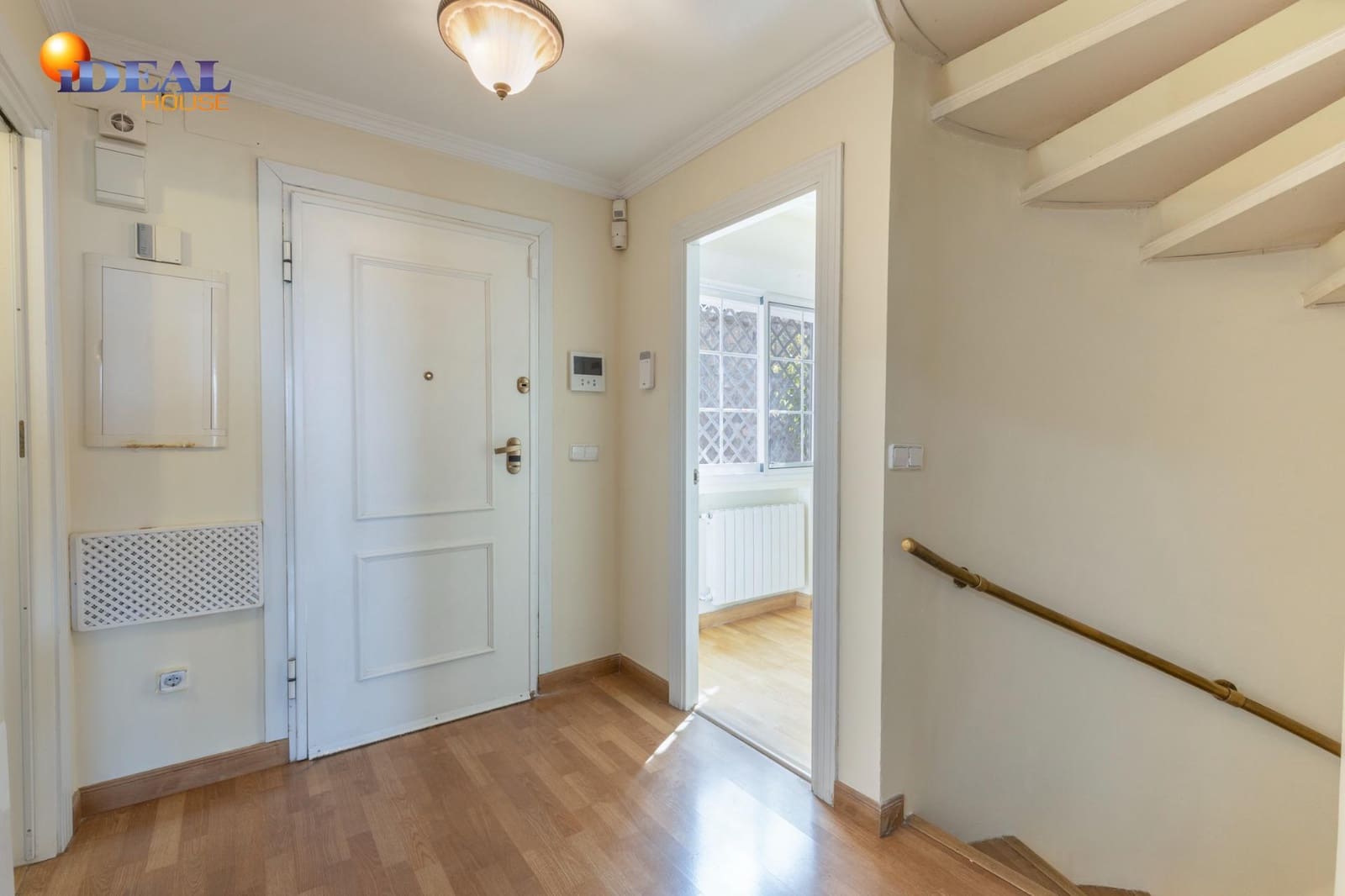 4 soverom Rekkehus til salgs i Granada by med svømmebasseng garasje - € 565 000 (Ref: 9434132)