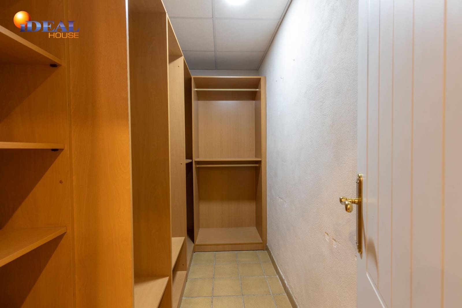 4 soverom Rekkehus til salgs i Granada by med svømmebasseng garasje - € 565 000 (Ref: 9434132)