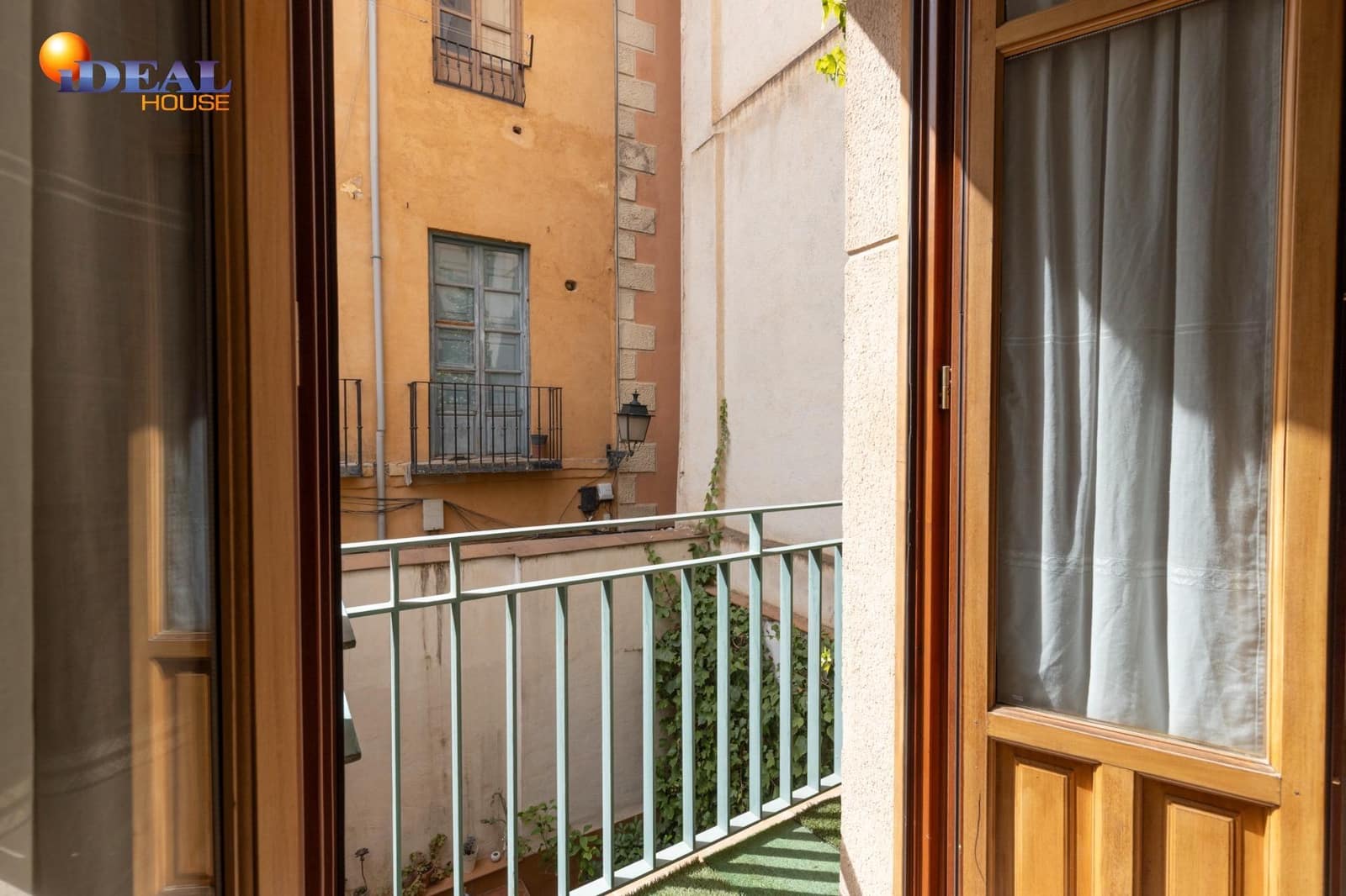 2 sovrum Lägenhet till salu i Granada stad - 270 000 € (Ref: 9434134)