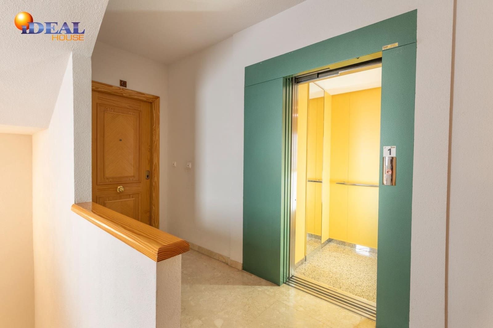 2 sovrum Lägenhet till salu i Granada stad - 270 000 € (Ref: 9434134)