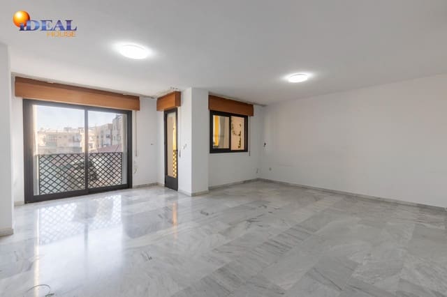 Piso de 3 habitaciones en Almuñécar en venta - 329.000 € (Ref: 9434137)