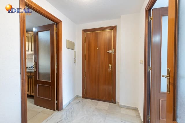 Piso de 3 habitaciones en Almuñécar en venta - 329.000 € (Ref: 9434137)
