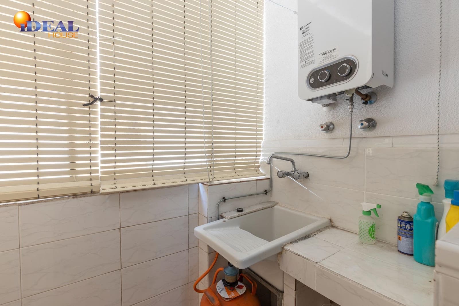 3 bedroom Flat for sale in Almunecar - € 329,000 (Ref: 9434137)