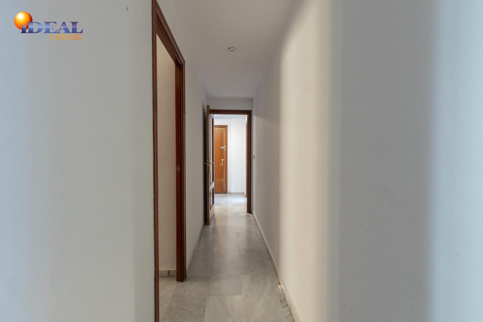 3 bedroom Flat for sale in Almunecar - € 329,000 (Ref: 9434137)