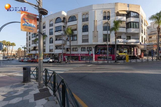 Piso de 3 habitaciones en Almuñécar en venta - 329.000 € (Ref: 9434137)