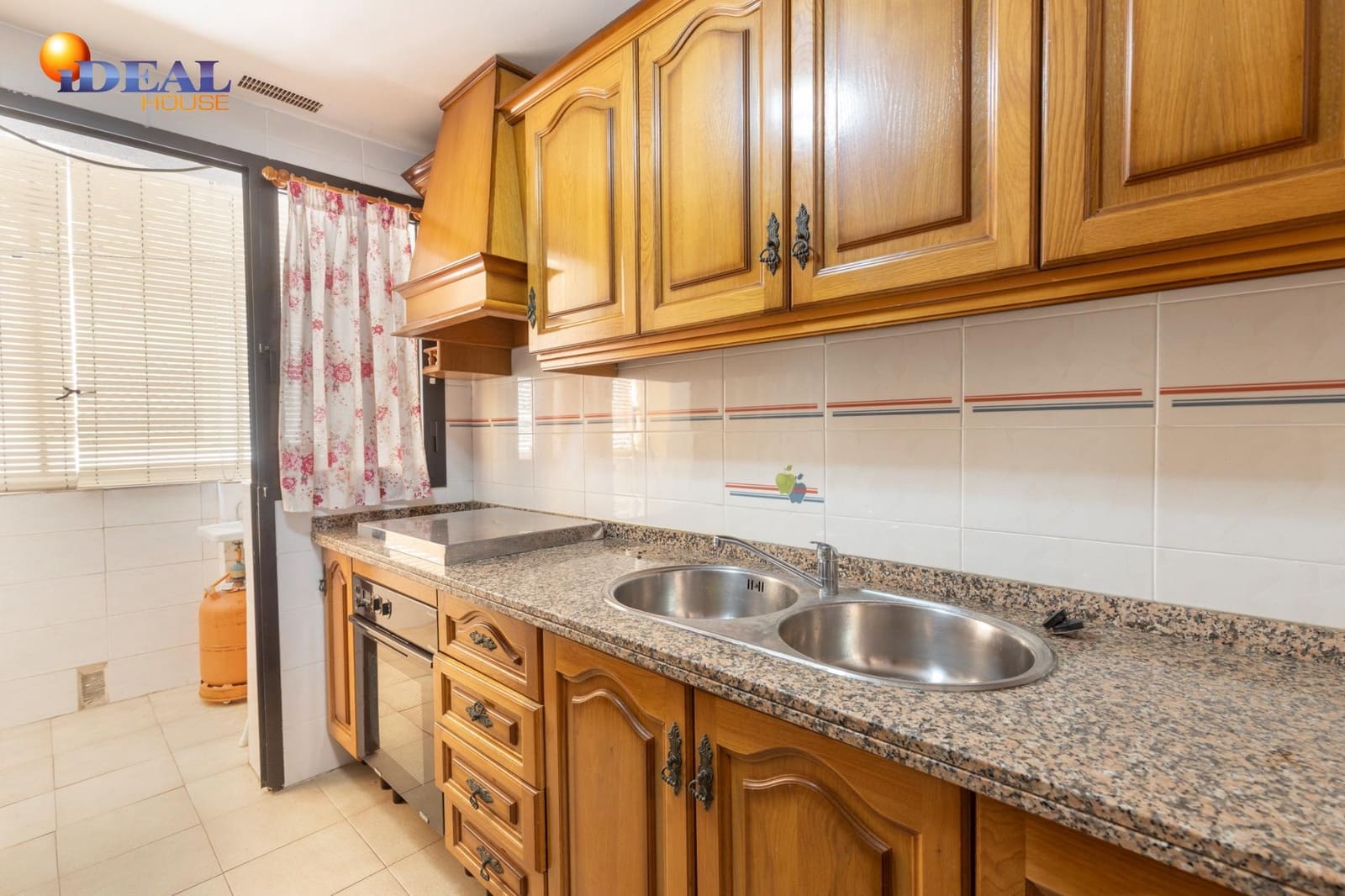 3 bedroom Flat for sale in Almunecar - € 329,000 (Ref: 9434137)