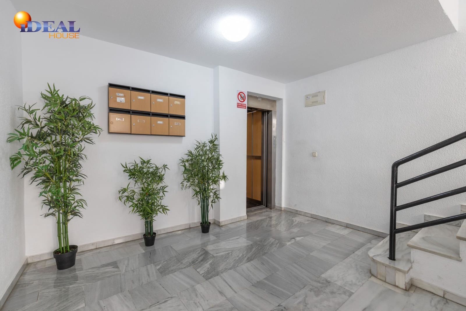 3 bedroom Flat for sale in Almunecar - € 329,000 (Ref: 9434137)