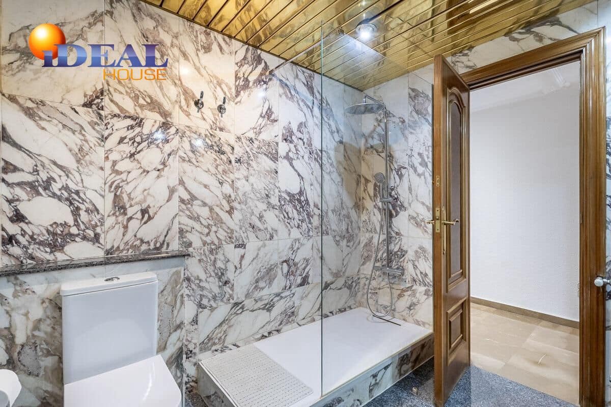 3 bedroom Flat for sale in Granada city - € 615,000 (Ref: 9434138)